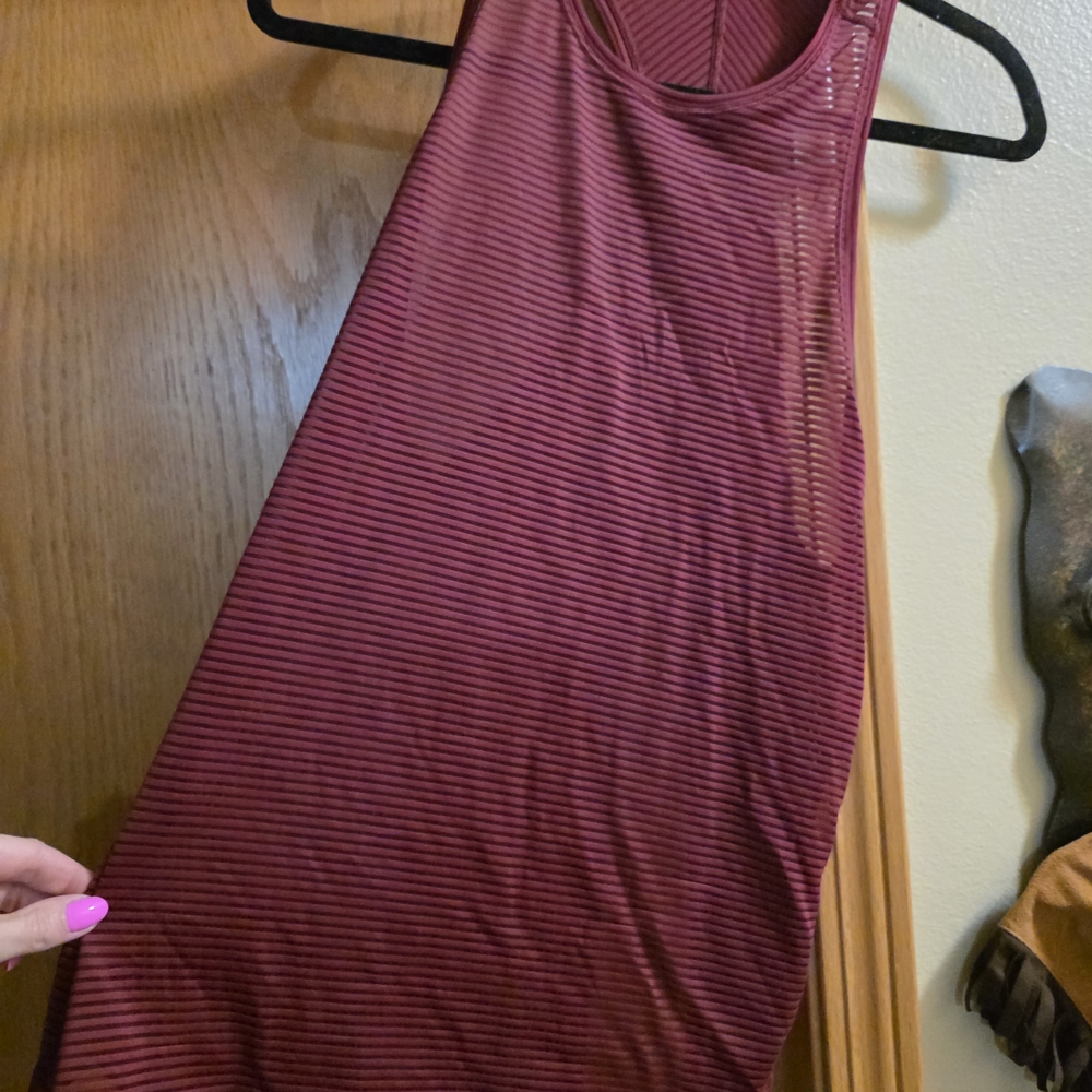 Lululemon Tie Back Tank - Burgundy